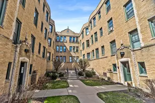 146 Clyde Ave, Evanston, IL 60202 - Photo 2