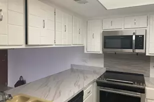 830 Elder Rd, Homewood, IL 60430 - Photo 10