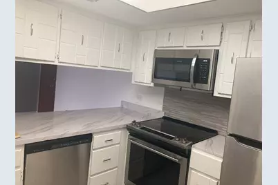 830 Elder Road #B413, Homewood, IL 60430 - Photo 12