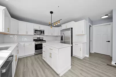 106 W Thompson Street, Harvard, IL 60033 - Photo 4