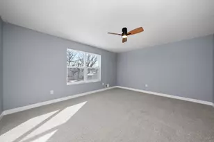 106 W Thompson St, Harvard, IL 60033 - Photo 20