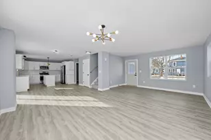 106 W Thompson St, Harvard, IL 60033 - Photo 14