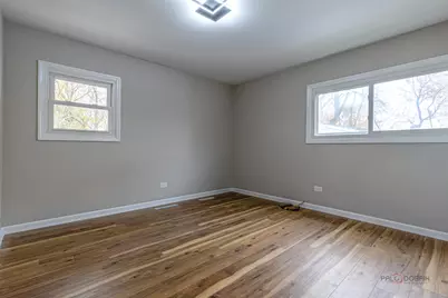 1096 Beechwood Road, Buffalo Grove, IL 60089 - Photo 12