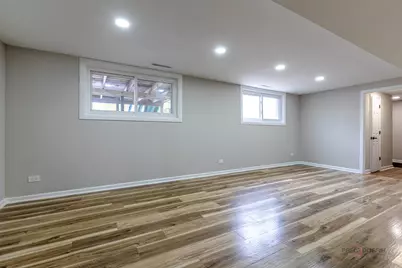 1096 Beechwood Road, Buffalo Grove, IL 60089 - Photo 16