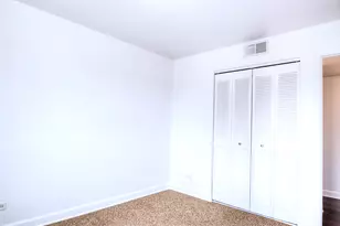 6101 W 94th St, Oak Lawn, IL 60453 - Photo 8