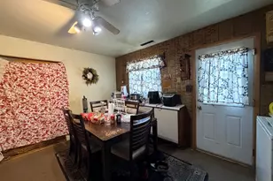 1305 Parkview Dr, Danville, IL 61832 - Photo 8