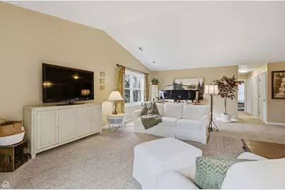 329 Everett Avenue #2B, Crystal Lake, IL 60014 - Photo 12