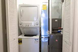 2122 N Springfield Ave, Chicago, IL 60647 - Photo 10