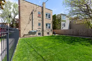 2122 N Springfield Ave, Chicago, IL 60647 - Photo 4