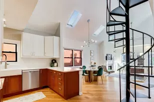 1532 W Fry St, Chicago, IL 60642 - Photo 8