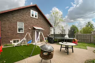 937 25th St, Moline, IL 61265 - Photo 44