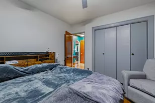 937 25th St, Moline, IL 61265 - Photo 16