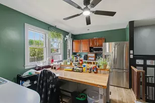 937 25th St, Moline, IL 61265 - Photo 8