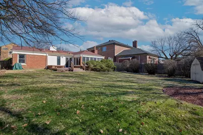 1750 Potter Road, Park Ridge, IL 60068 - Photo 16