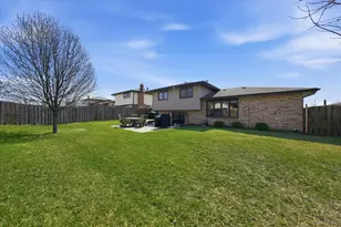 8306 163rd St, Tinley Park, IL 60477 - Photo 32