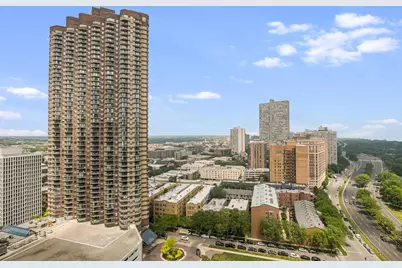 3600 N Lake Shore Drive #2320, Chicago, IL 60613 - Photo 10