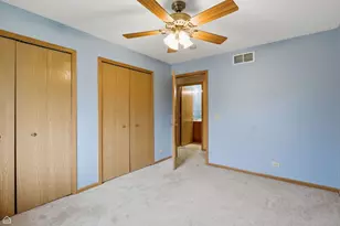 490 Westwood Ct, Crystal Lake, IL 60014 - Photo 10