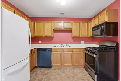 490 Westwood Court #D, Crystal Lake, IL 60014 - Photo 4