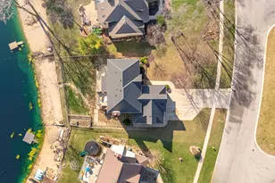 208 Santos Ave, Minooka, IL 60447 - Photo 40