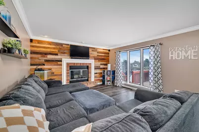 208 Santos Avenue, Minooka, IL 60447 - Photo 8