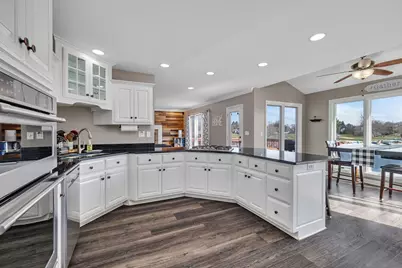 208 Santos Avenue, Minooka, IL 60447 - Photo 16