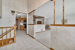 10536 Illinois Ct, Orland Park, IL 60467 - Photo 4