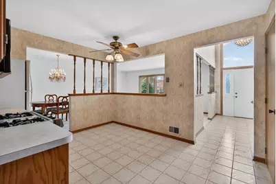 10536 Illinois Court, Orland Park, IL 60467 - Photo 18