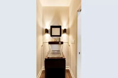 2241 W Roscoe Street #3, Chicago, IL 60618 - Photo 26