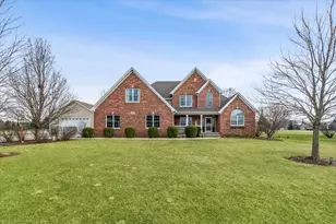 12556 Woodview St, Plano, IL 60545 - Photo 2