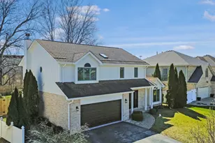 4933 Meadow Lake Dr, Richton Park, IL 60471 - Photo 2