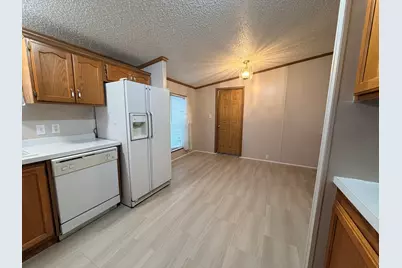 4004 Bluff Drive, Belvidere, IL 61008 - Photo 6