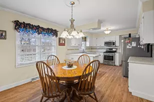420 Summit St, Algonquin, IL 60102 - Photo 8