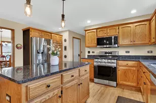 3700 Charlemaine Dr, Aurora, IL 60504 - Photo 22