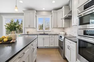 1581 Grouse Way, Crystal Lake, IL 60014 - Photo 24