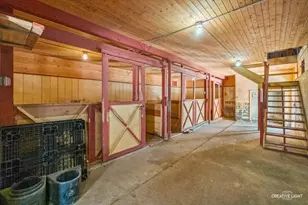 42W534 Empire Rd, Saint Charles, IL 60175 - Photo 8