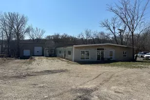 1035 W Algonquin Rd, Algonquin, IL 60102 - Photo 1