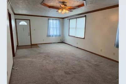 609 E Clay Street, Clifton, IL 61727 - Photo 18