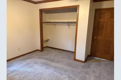 609 E Clay Street, Clifton, IL 61727 - Photo 20