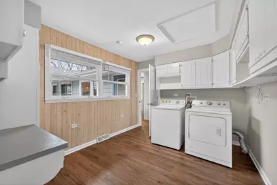 270 S Ott Avenue, Glen Ellyn, IL 60137 - Photo 20