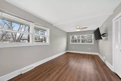 270 S Ott Avenue, Glen Ellyn, IL 60137 - Photo 24