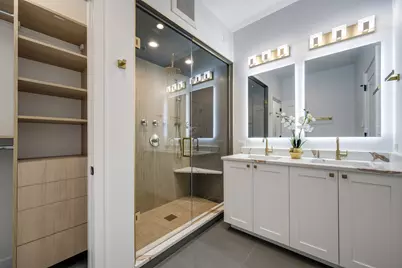 867 N Marshfield Avenue #2, Chicago, IL 60622 - Photo 14