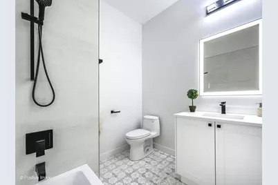 867 N Marshfield Avenue #2, Chicago, IL 60622 - Photo 18