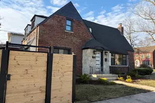 9001 S Claremont Ave, Chicago, IL 60643 - Photo 2