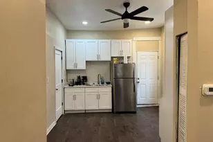 2127 S Fairfield Ave, Chicago, IL 60608 - Photo 2