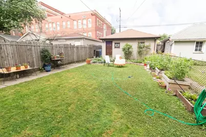 3246 N Richmond Street, Chicago, IL 60618 - Photo 10