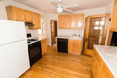 3246 N Richmond Street, Chicago, IL 60618 - Photo 4