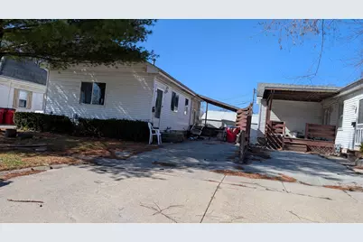 911 N Elm Street, Champaign, IL 61820 - Photo 4