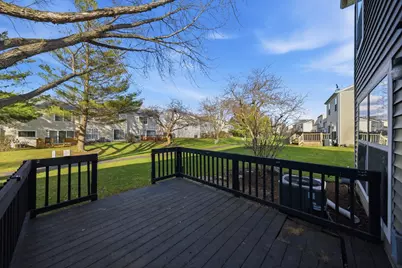 1670 College Green Drive, Elgin, IL 60123 - Photo 24