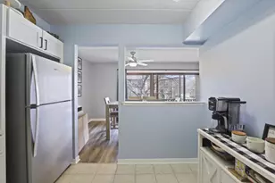 7301 Evergreen Dr, Orland Park, IL 60462 - Photo 6