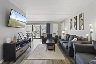 7301 Evergreen Dr, Orland Park, IL 60462 - Photo 14